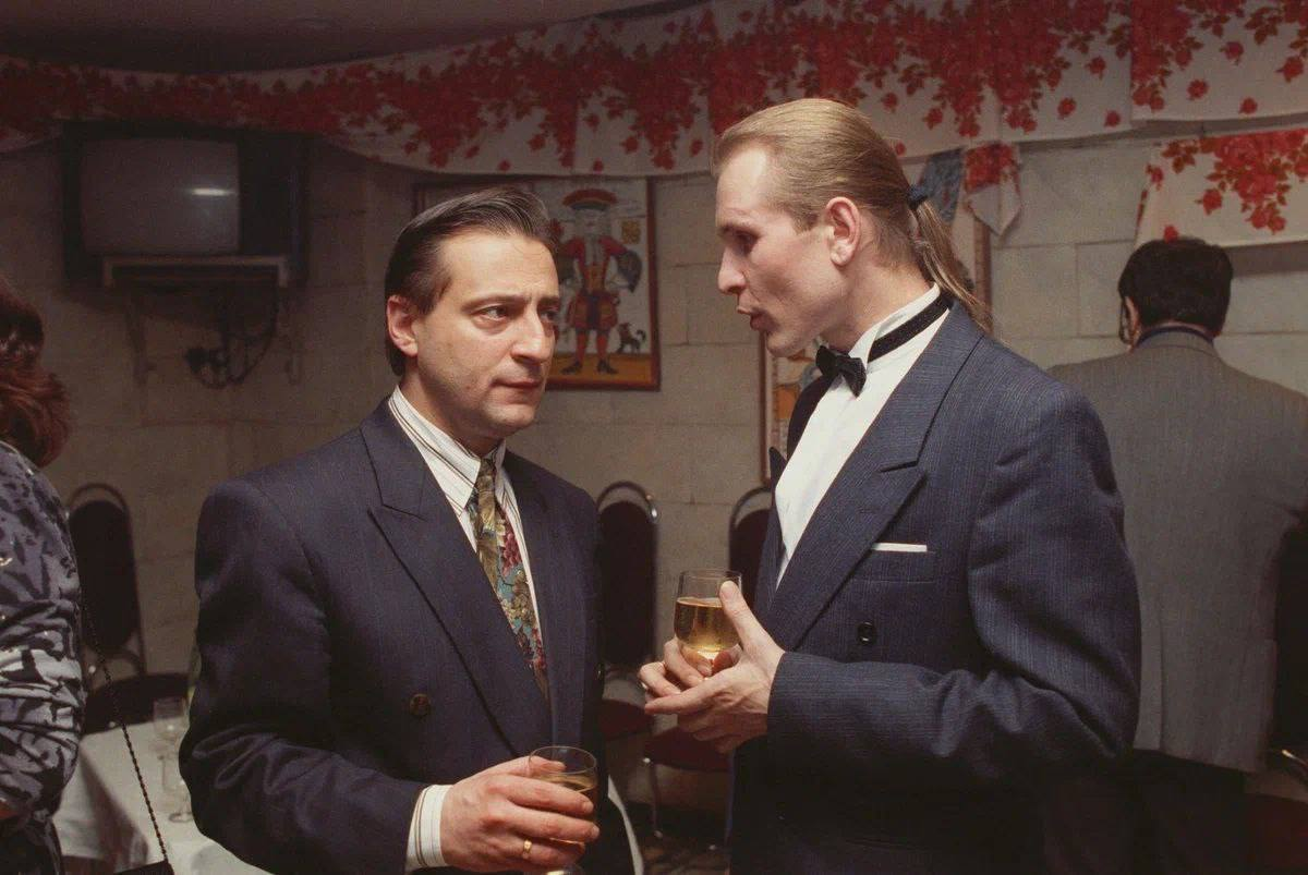 Воспоминания из 90-х: Редкие фото эпохи