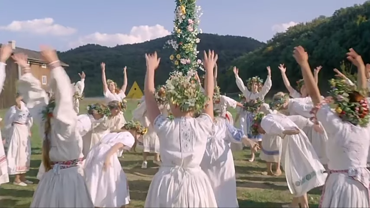 День летнего солнцестояния в 2024 году: когда будет, обряды, традиции и приметы