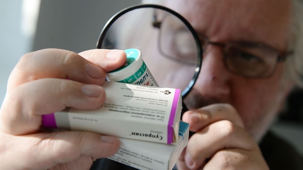 Мелкий шрифт в инструкциях к лекарствам - самый настоящий цинизм и насмешка Минздрава!