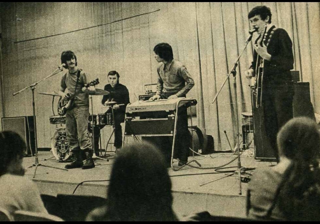 Интересные книги юбиляров: музыканты "Машины времени" о себе и о других