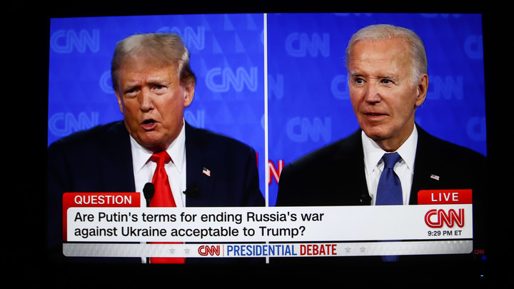 В США журналисты призвали Байдена срочно уйти в отставку после провальных дебатов с Трампом.