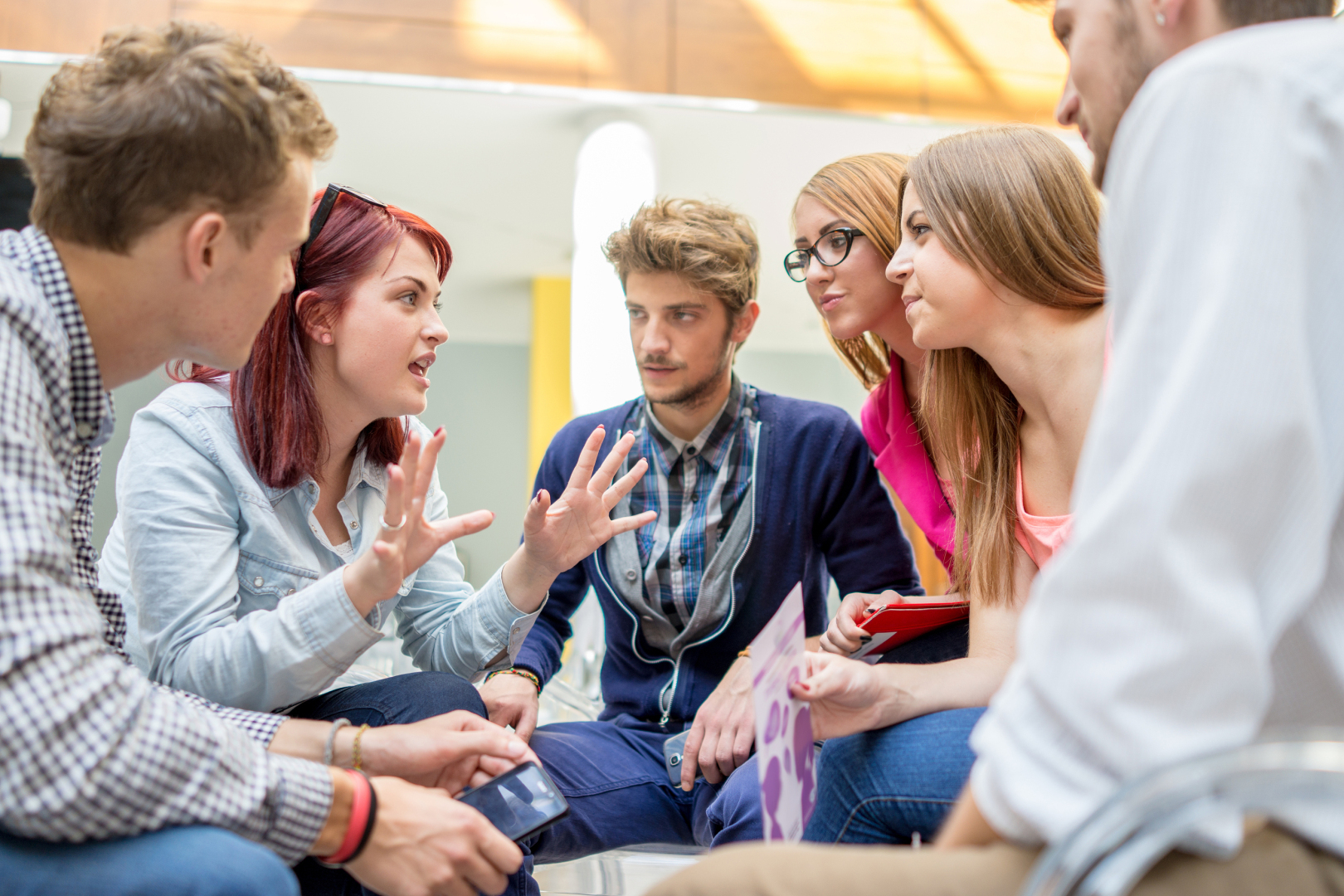 Яблоко от яблони недалеко падает, или Почему современную молодежь считают плохой?