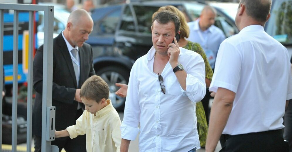 Крах империи? Почему суд арестовал спиртовой завод Юрия Шефлера