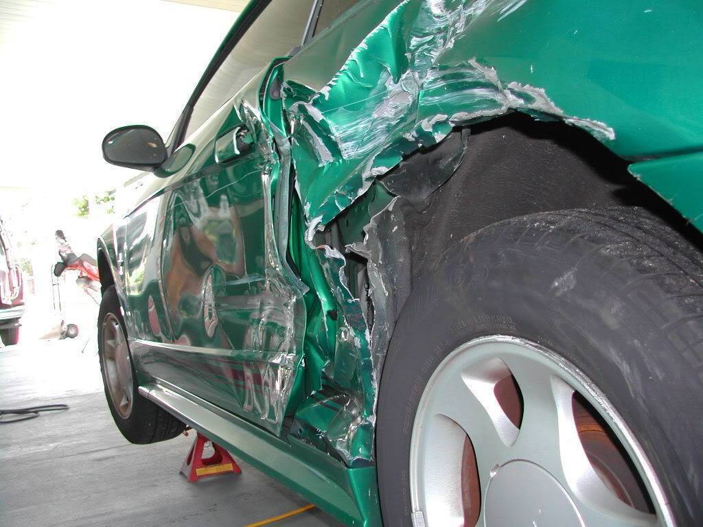 Ремонт вмятин авто без покраски по технологии PDR: принципы, преимущества и стоимость