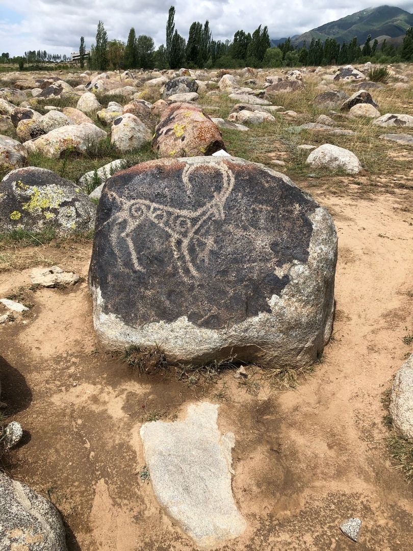 А знаете озеро, которое никогда не замерзает?