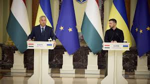 Виктор Орбан продвигает идею прекращения огня во время визита в Украину. Говорит помощник Зеленского…
