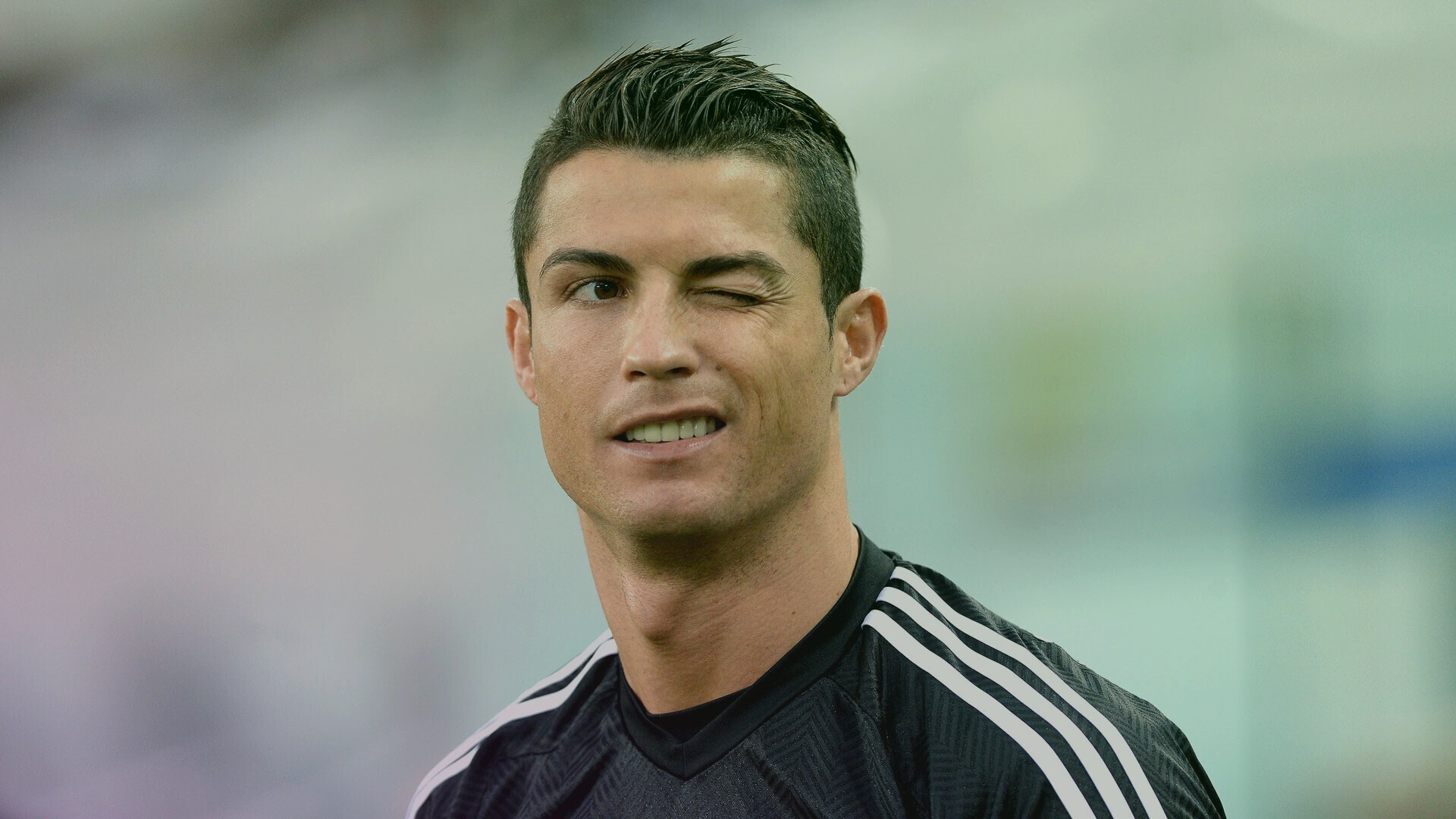 За что спонсоры Евро-2024 ополчились на Криштиану Роналду? Этот человек даже сжульничать умудрился красиво...