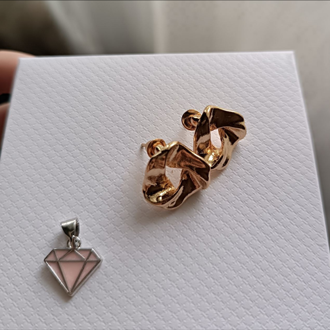 Получила новые бесплатные украшения из Sunlight и 585GOLD.