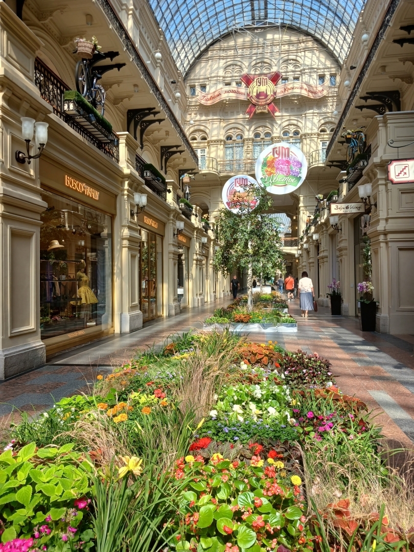 Фестиваль в Гуме, лето 2024. Фото "намазки" на 60.000 рублей