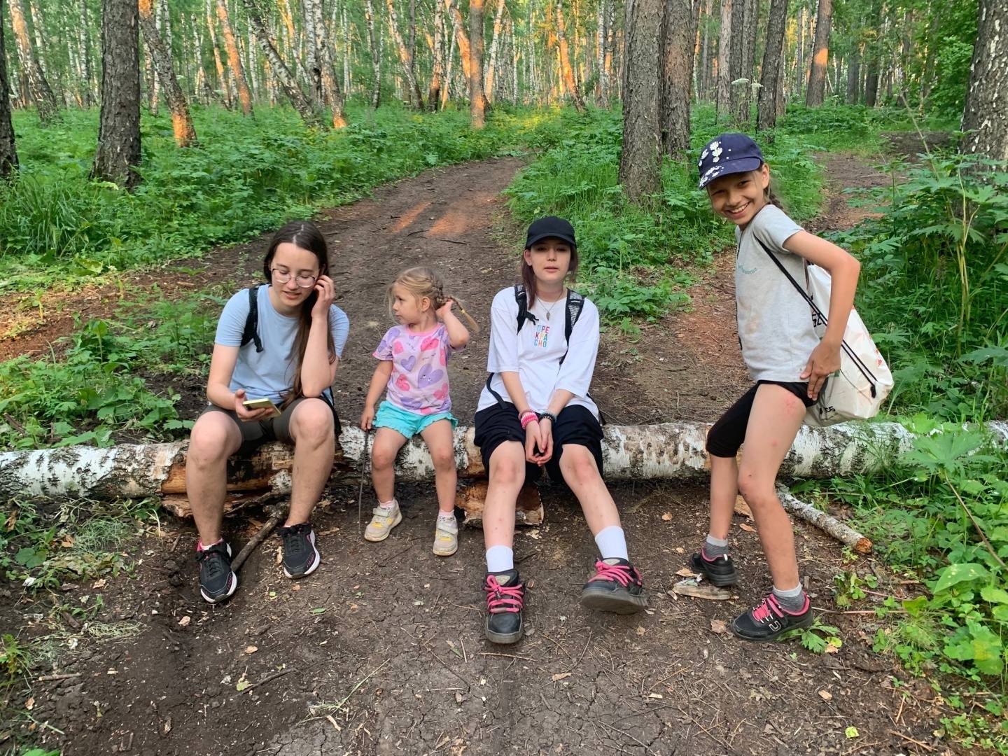 А вы всё такие же идеальные, или Как проводят лето ваши дети?