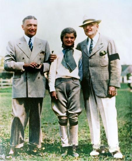 Жалкая картина того, насколько плохо мужчины Кеннеди обращались с женщинами