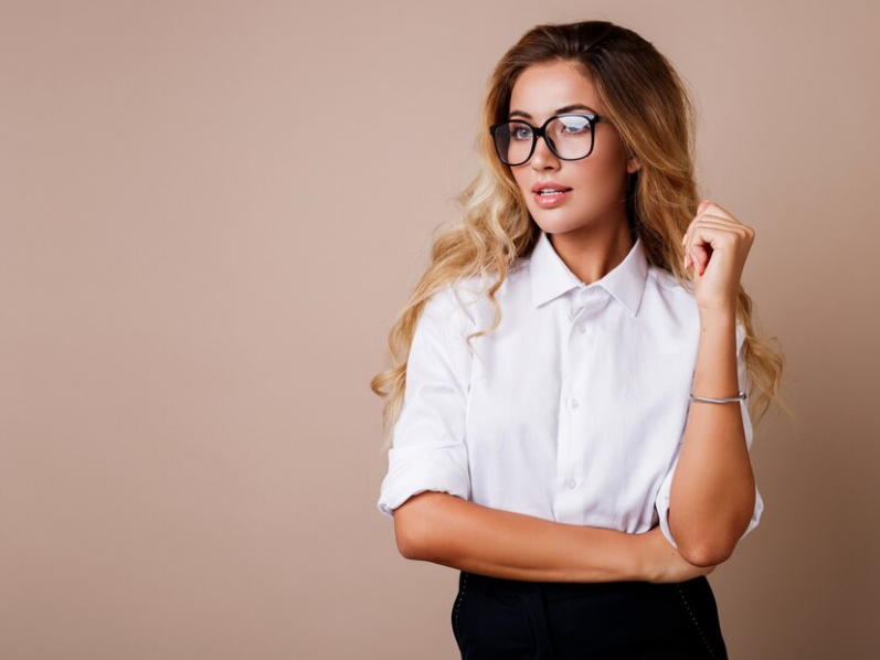 Родители добились увольнения грубого педагога. Учитель пошла в суд. Чем дело кончилось?