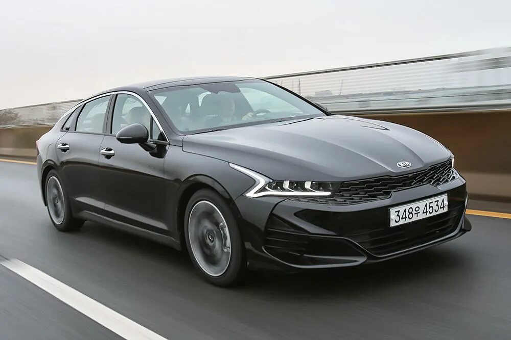 Отзыв о моем опыте владения Kia K5: комфорт, стиль и динамика