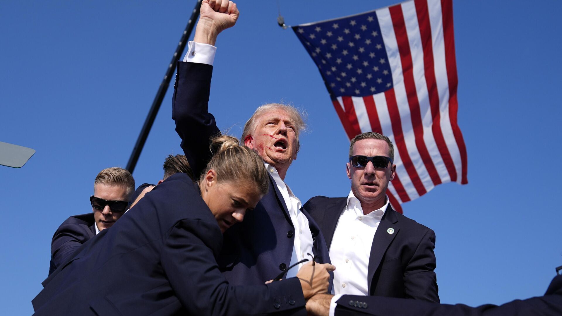 Кто стрелял в Дональда Трампа? ФБР установило личность бойца устроившего покушение