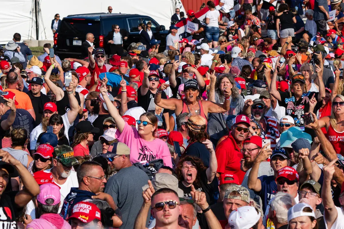 Стрельба на митинге Трампа произошла в нестабильное время в американской истории