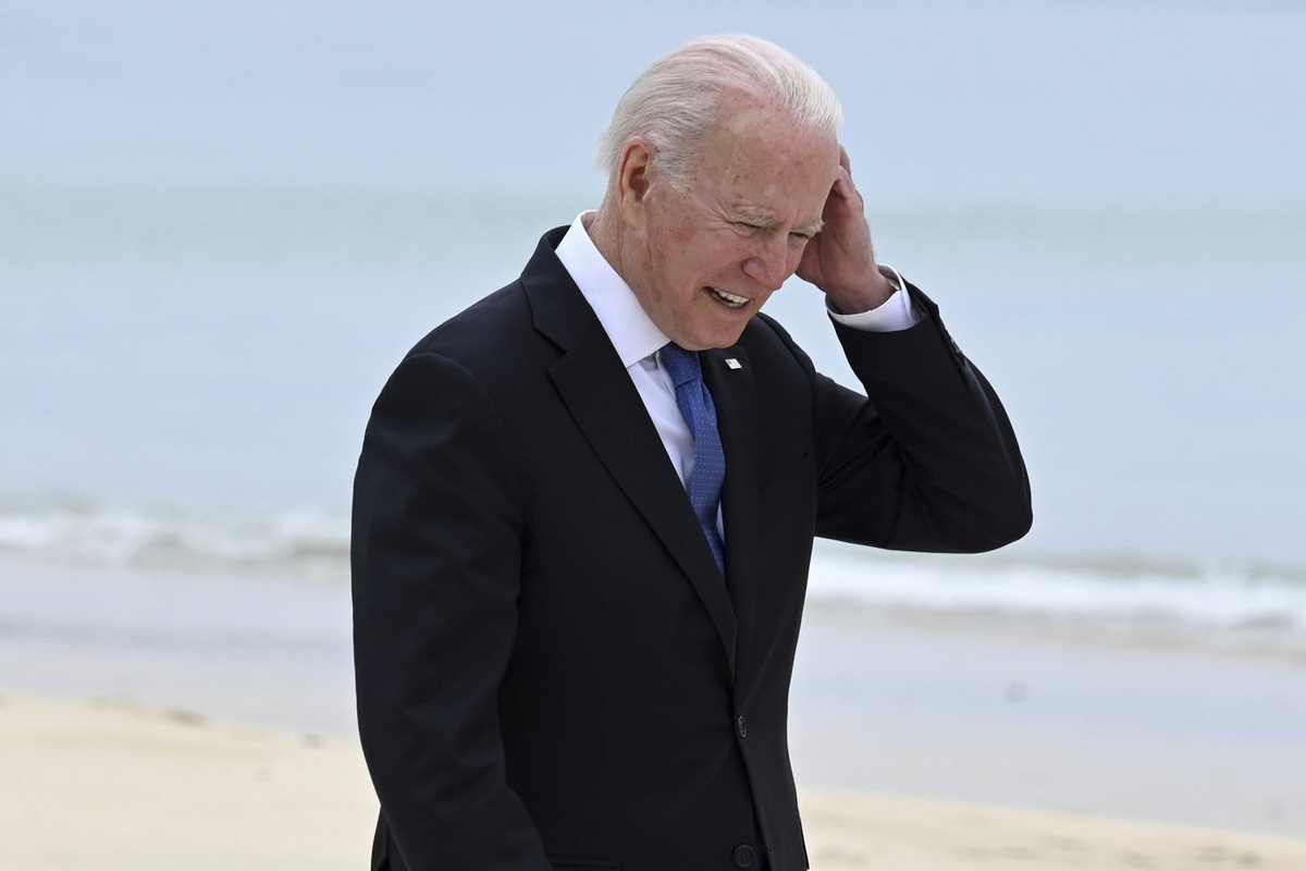Мы близки к концу: окружение Байдена готовится к возможности ухода президента
