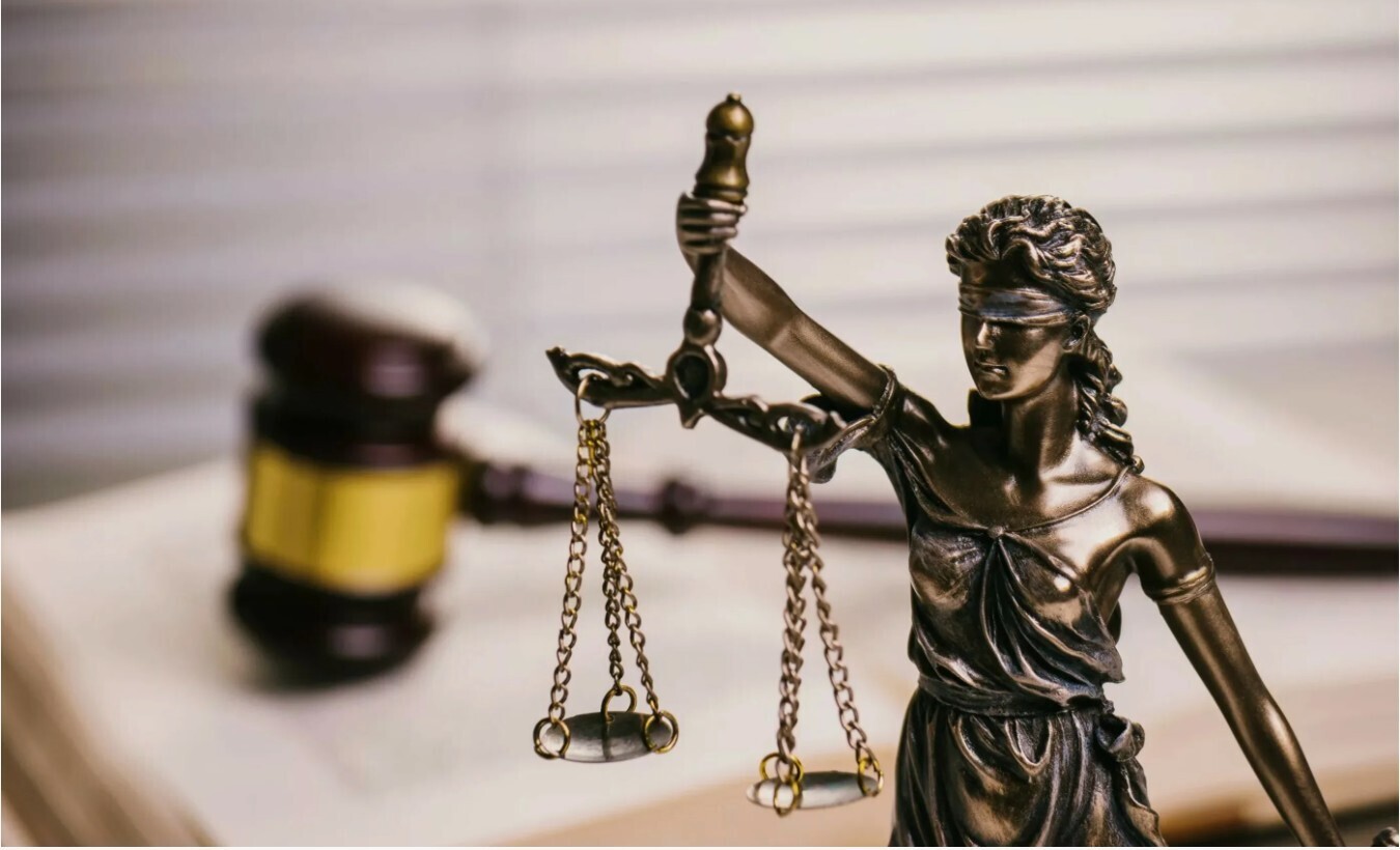 Истоки юриспруденции: как и где возникло правосудие?