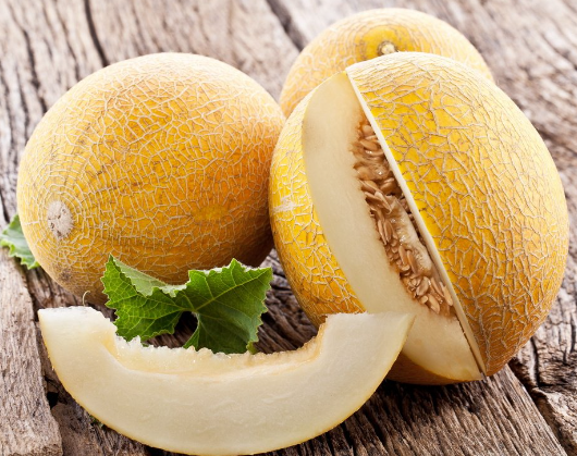 Как выбрать спелую дыню и не ошибиться с выбором на рынке? Продавцов не слушаю!