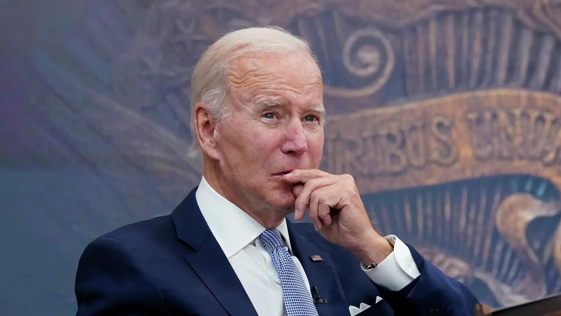 Мы близки к концу: окружение Байдена готовится к возможности ухода президента