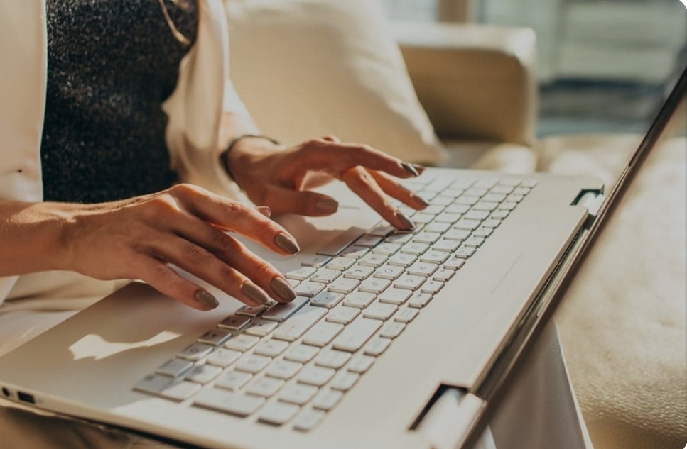 Современные инструменты для создания и оптимизации контента: от SEO до искусственного интеллекта