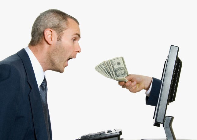 Аферисты не успокаиваются: раскрыты новые схемы обмана россиян в этом году. Не теряйте бдительности!