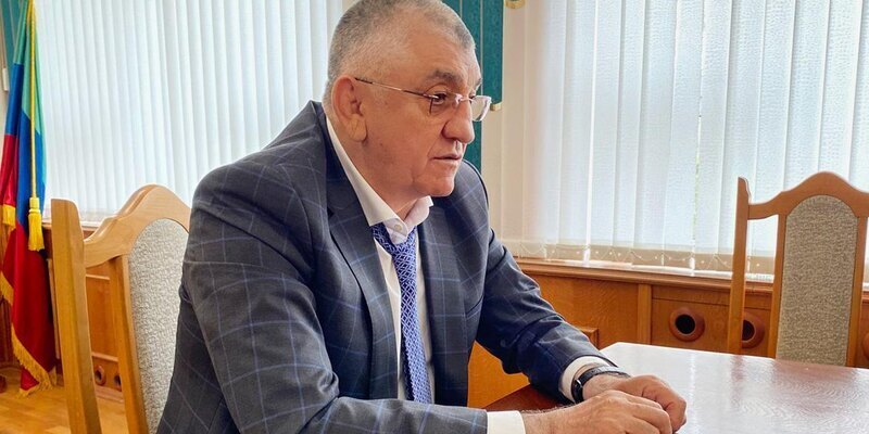 Новости из "Матросской тишины" - растратчик государственных средств пытался покончить жизнь самоубийством