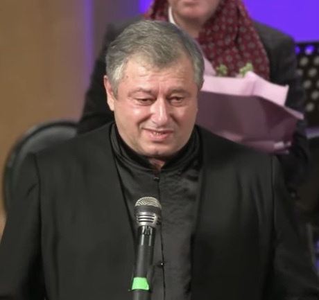 Хотим уважения общества, но при этом уничтожаем культуру. Говорим о низкой демографии и тут же по максимуму сокращаем медицину. Крики о помощи