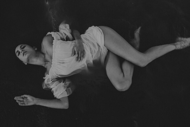 Женщина 2024: Между Самостоятельностью и Неуверенностью