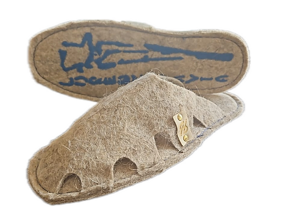 История приобретения домашних конопляных тапочек ИКН-1 с шерстью козы.