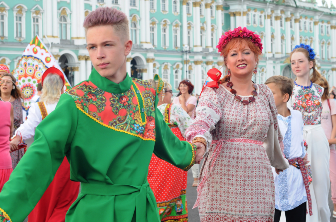 Принимаете ли вы участие в многочисленных фестивалях?