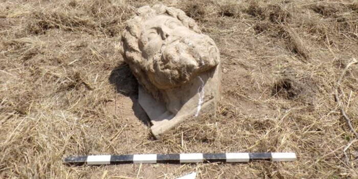 Редкая мраморная голова Зевса обнаружена в древнем римском городе