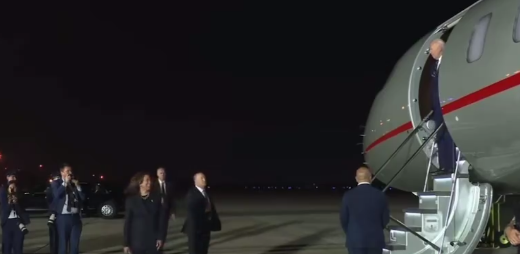 Байден решил сдаться России добровольно!