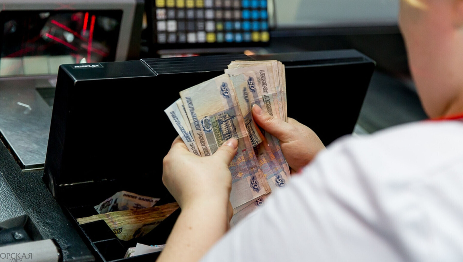 Из кафе пропало 2,5 млн р. Владелец обвинил в этом управляющую, уволил ее и потребовал вернуть деньги в суде. Но в итоге суд раскрыл его же махинации