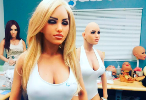 🧝♀️Скоро всех женщин заменят женщины-роботы! Жены-роботы появятся в сентябре этого года!🧝♀️