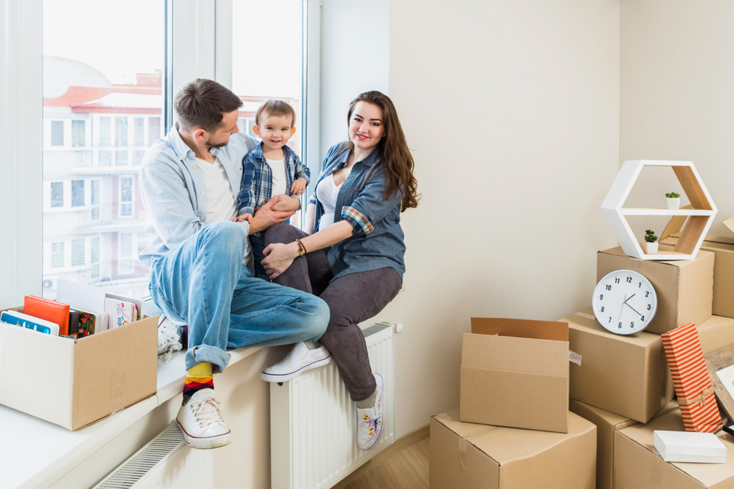 Можно ли самостоятельно построить дом по "семейной" ипотеке и что для этого необходимо?