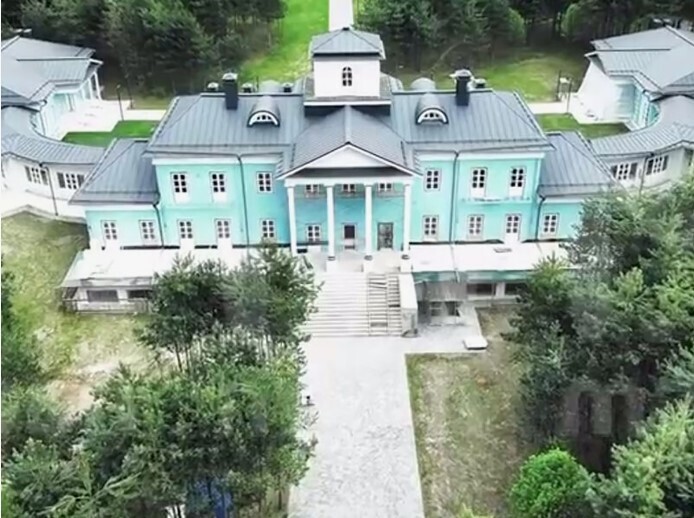 Элитный особняк экс-зама Шойгу: роскошь под угрозой сноса