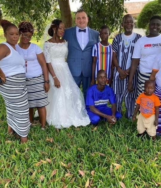 Гражданин Украины женился на беременной женщине из Африки, чей будущий ребенок – не от него.