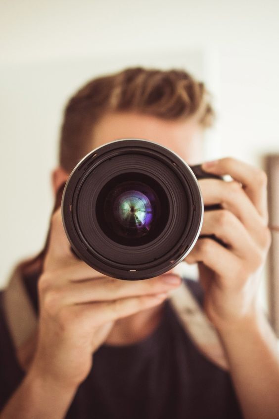 Можно ли фотографировать в общественных местах?