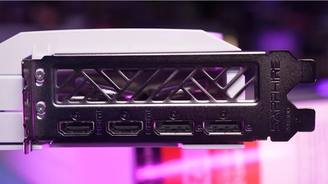 Лучшие графические процессоры 2024 года: покупать или ждать следующего поколения?