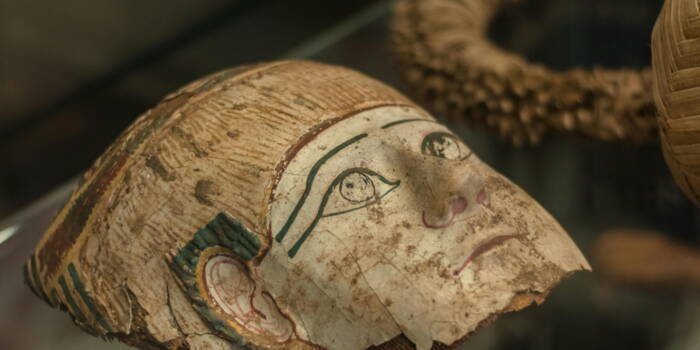 Почему древние египтяне красили глаза? История макияжа