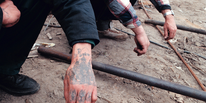 Масштабный банкет в мордовской колонии: праздник для опасных преступников. Видео пирушки ОПГ