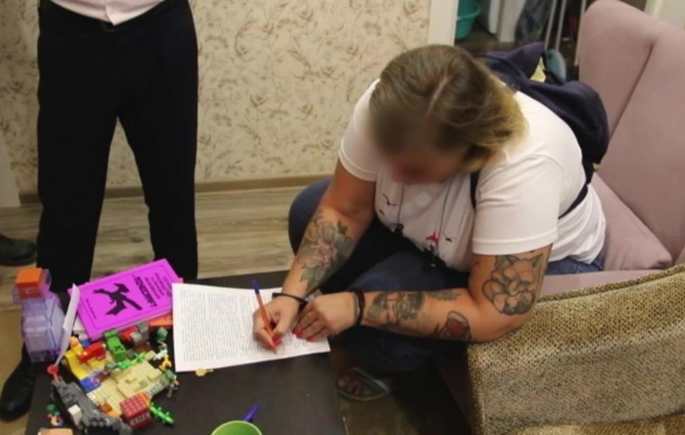 Предательница служила в воинской части в ЮВО? Почём, интересно, бочка варенья и корзина печенья? ФСБ выясняет