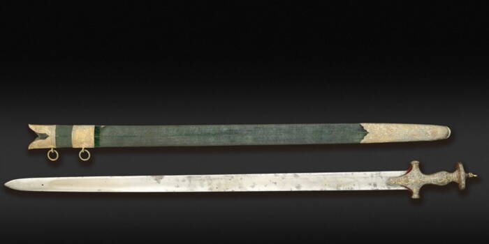 Какой самый дорогой меч в истории?