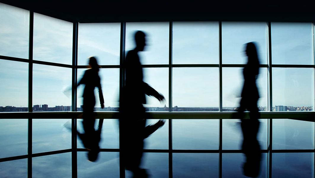 Исследование: люди не любят общаться со старыми друзьями