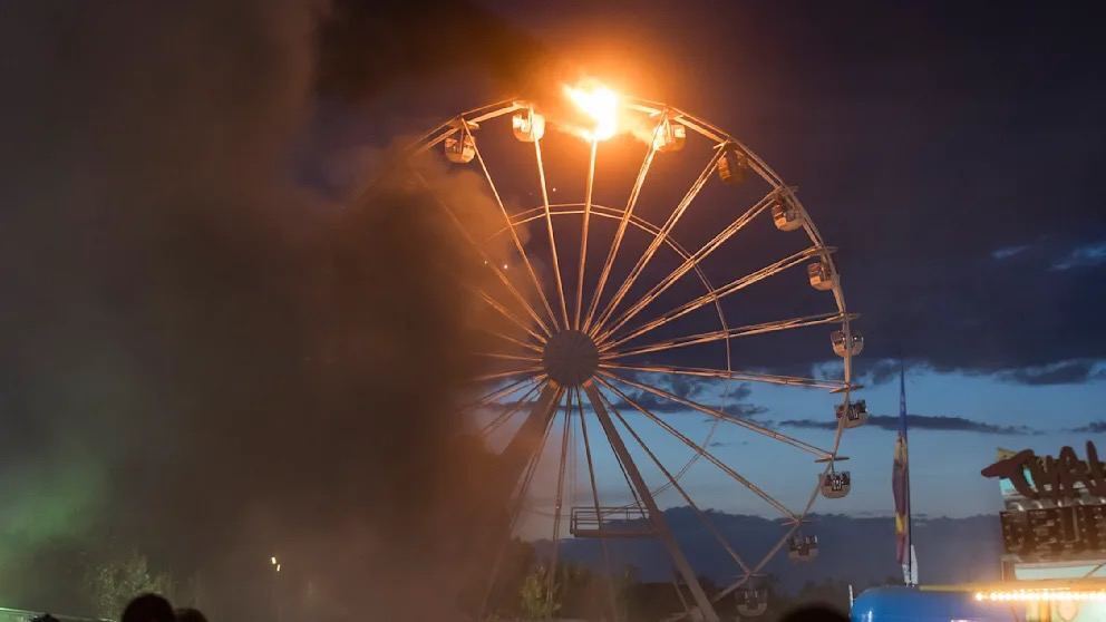 Пожар на колесе обозрения в немецком Лейпциге