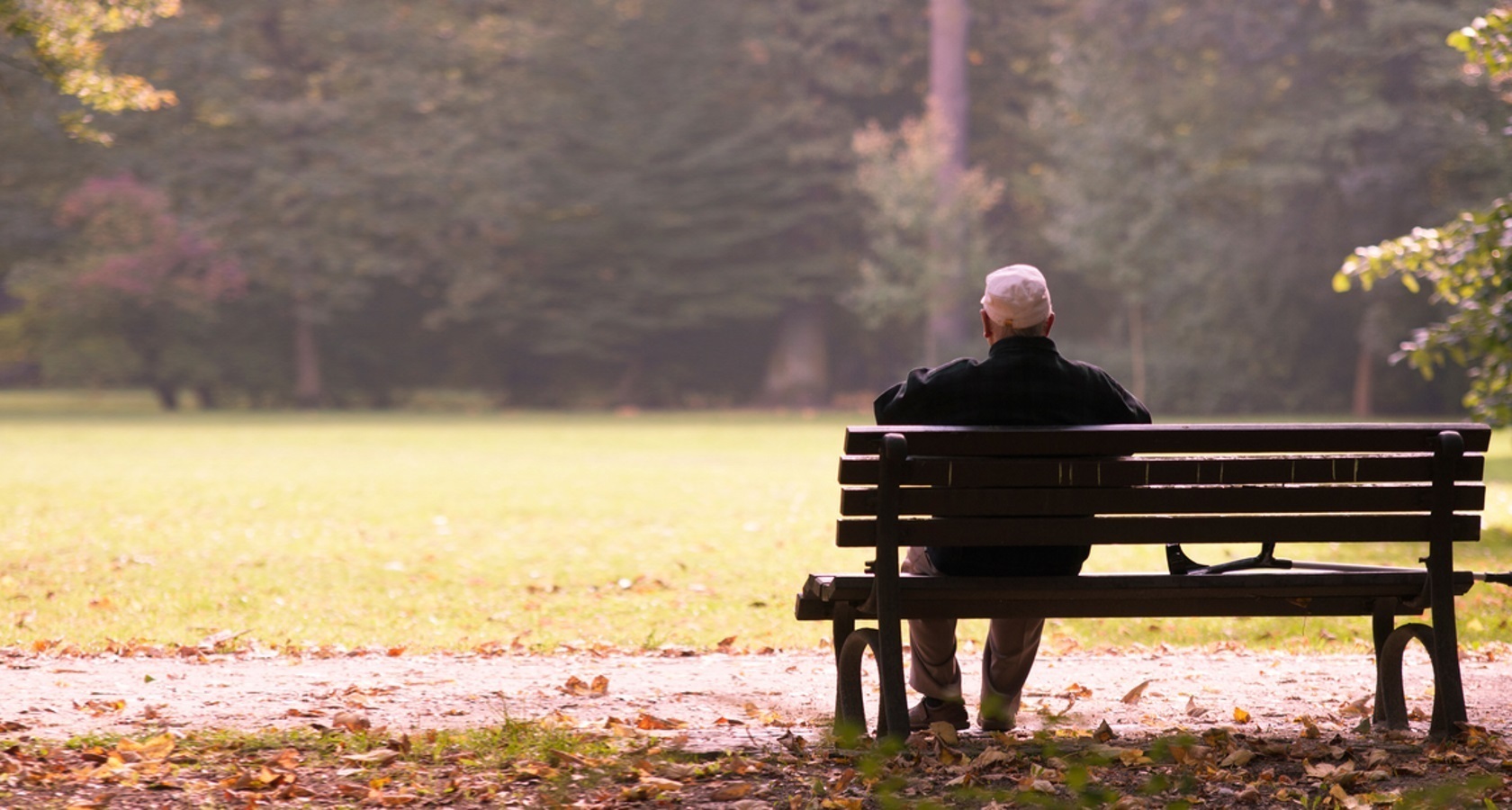 Он одинокий дедушка