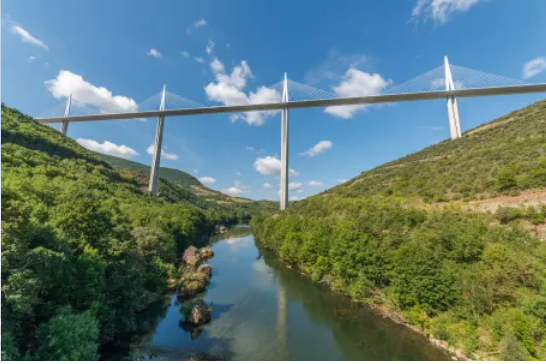 Как самый высокий мост в мире изменил карту Европы