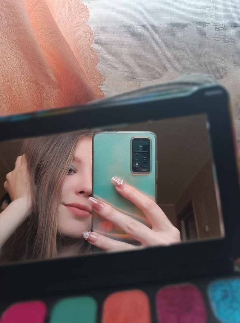 Тяжело менять работу - это надо просто пережить.