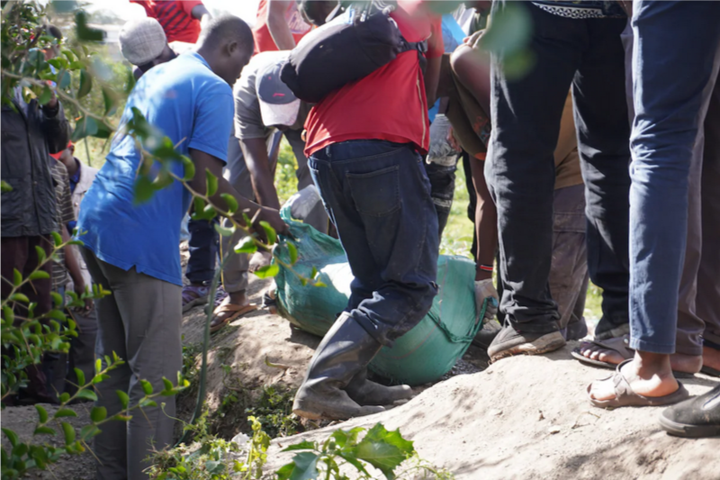 Мужчина, обвиняемый в убийстве 42 женщин, сбежал из-под стражи в Кении