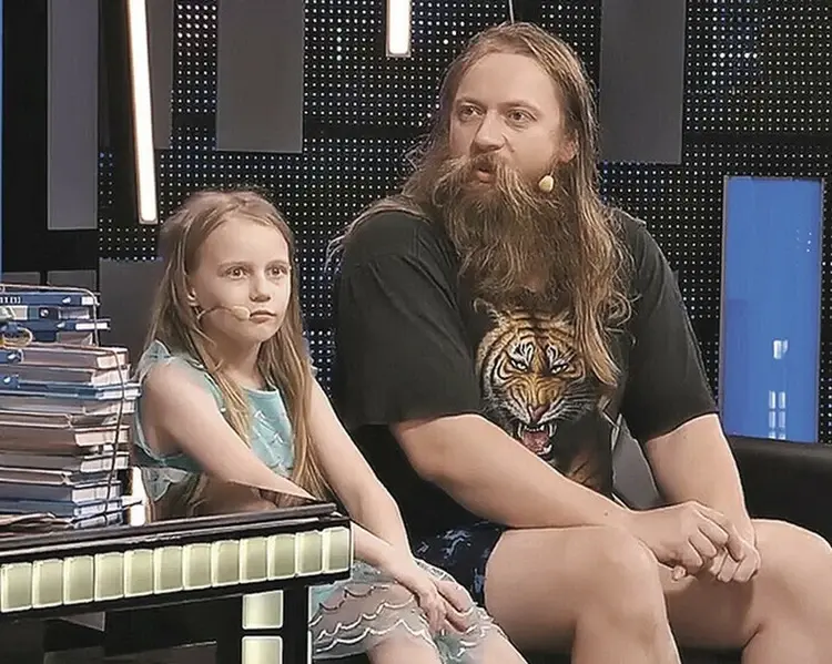 "Фабрика вундеркиндов" или снова Тепляковы.